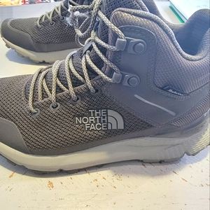 North Face Boots 8.5 Women's